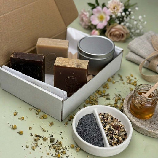Sweet Indulgence Gift Set (3 bars + candle)